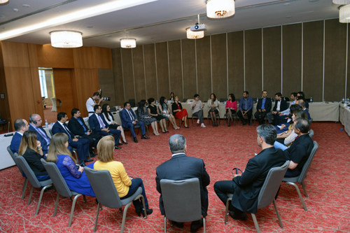 ƏDLİYYƏ AKADEMİYASINDA AVROPA İNSAN HÜQUQLARI KONVENSİYASININ ÖYRƏNİLMƏSİNƏ XÜSUSİ DİQQƏT ETDİRİLİR