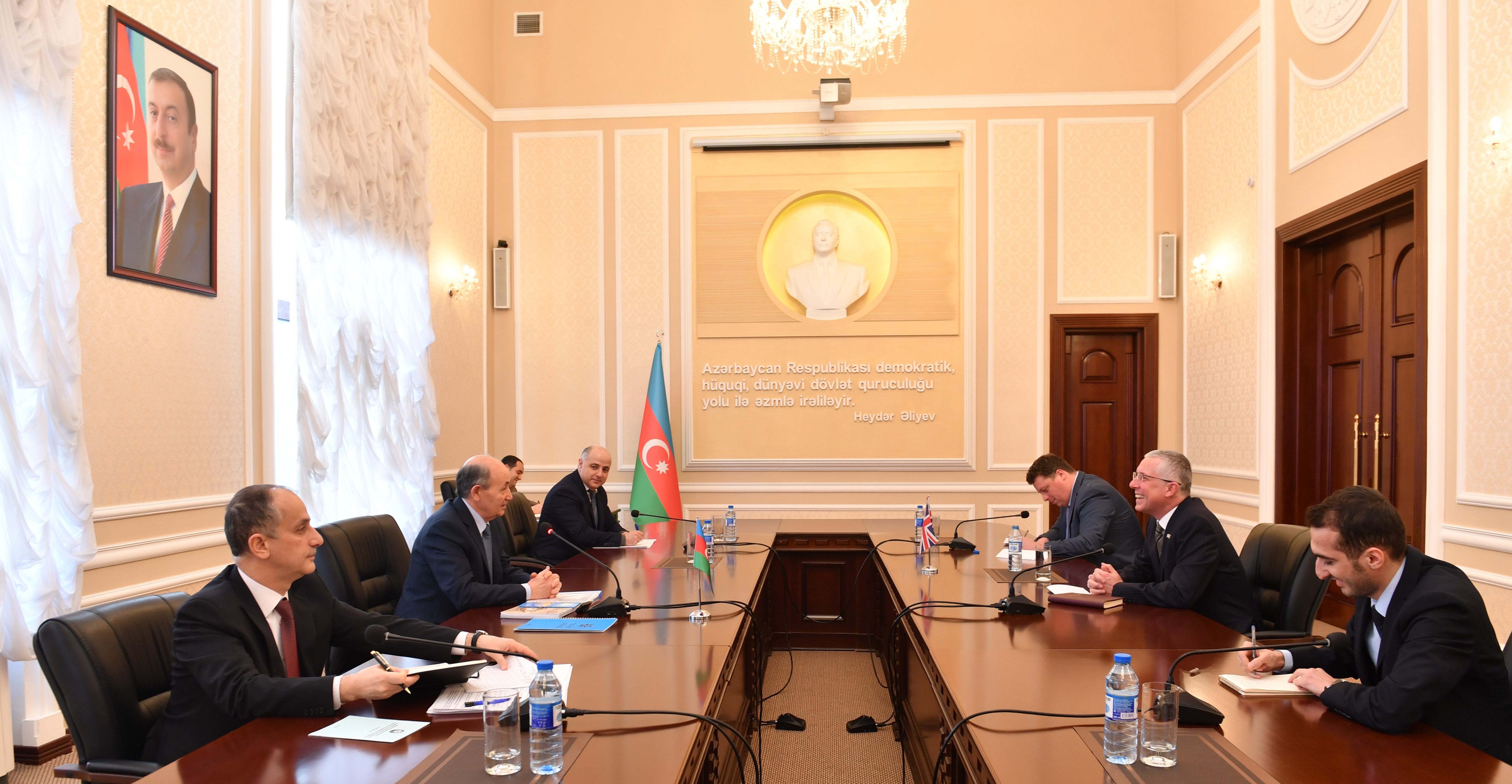 Ədliyyə Nazirliyində Böyük Britaniyanın ölkəmizdəki səfiri ilə görüş