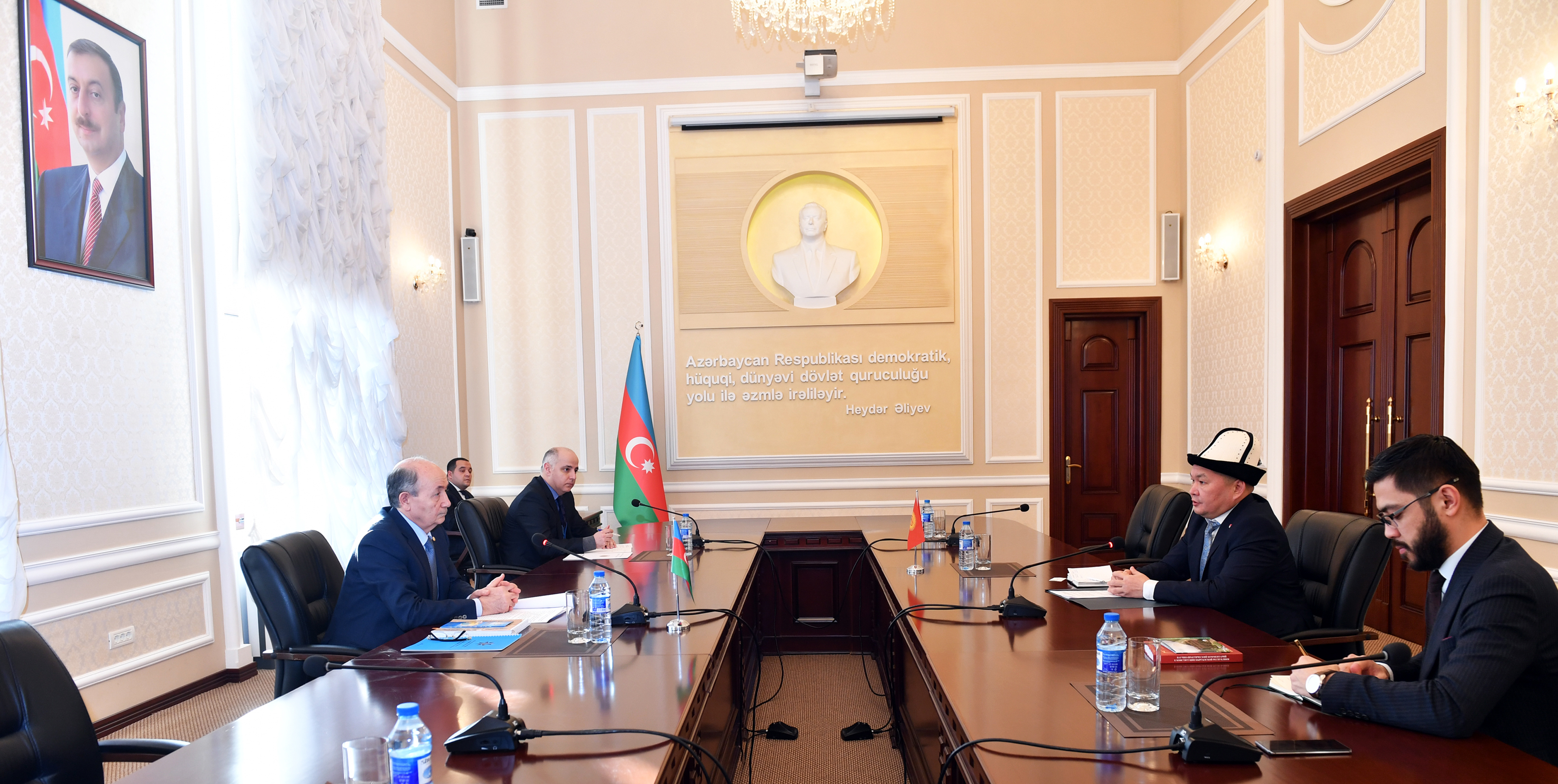 Ədliyyə Nazirliyində Qırğızıstanın ölkəmizdəki səfiri ilə görüş