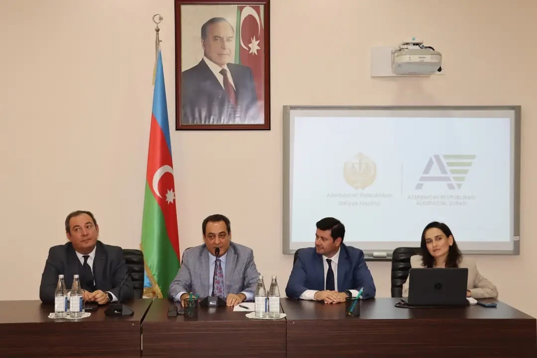 Azərbaycan ədəbi dilinin düzgün tətbiq olunmasına dair tədbir keçirilib